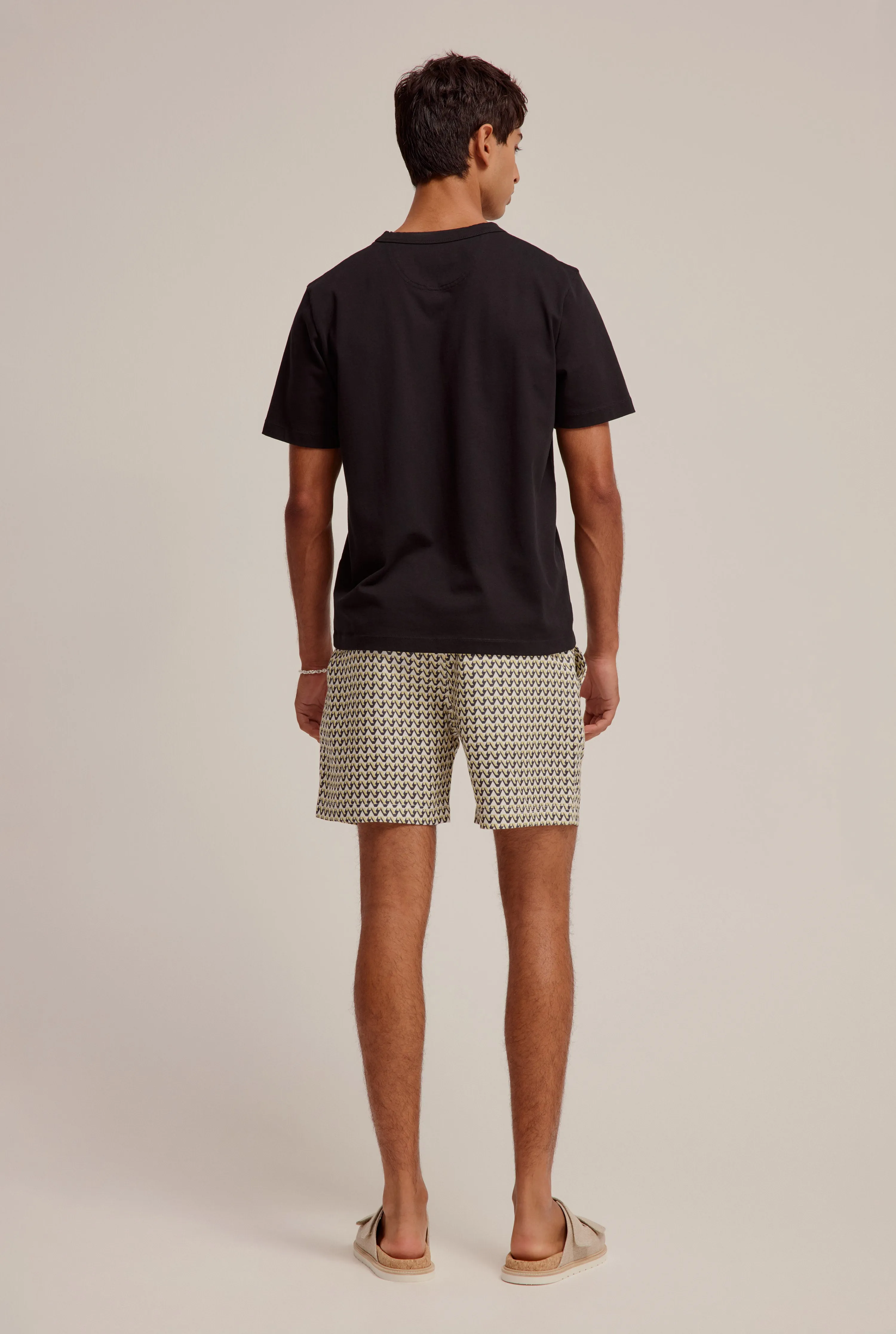Printed Lounge Short - Graphite/Dusty Yellow V Monogram